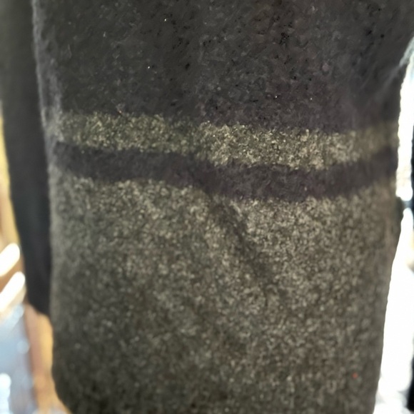 Madewell boyfriend sweater with two side by side buttons. - Picture 6 of 7